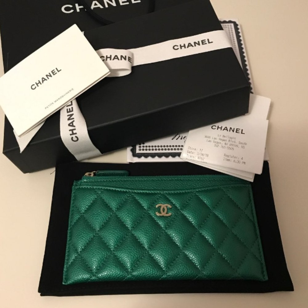 ❌❌SOLD❌❌Chanel 18S Emerald Green Long Wallet